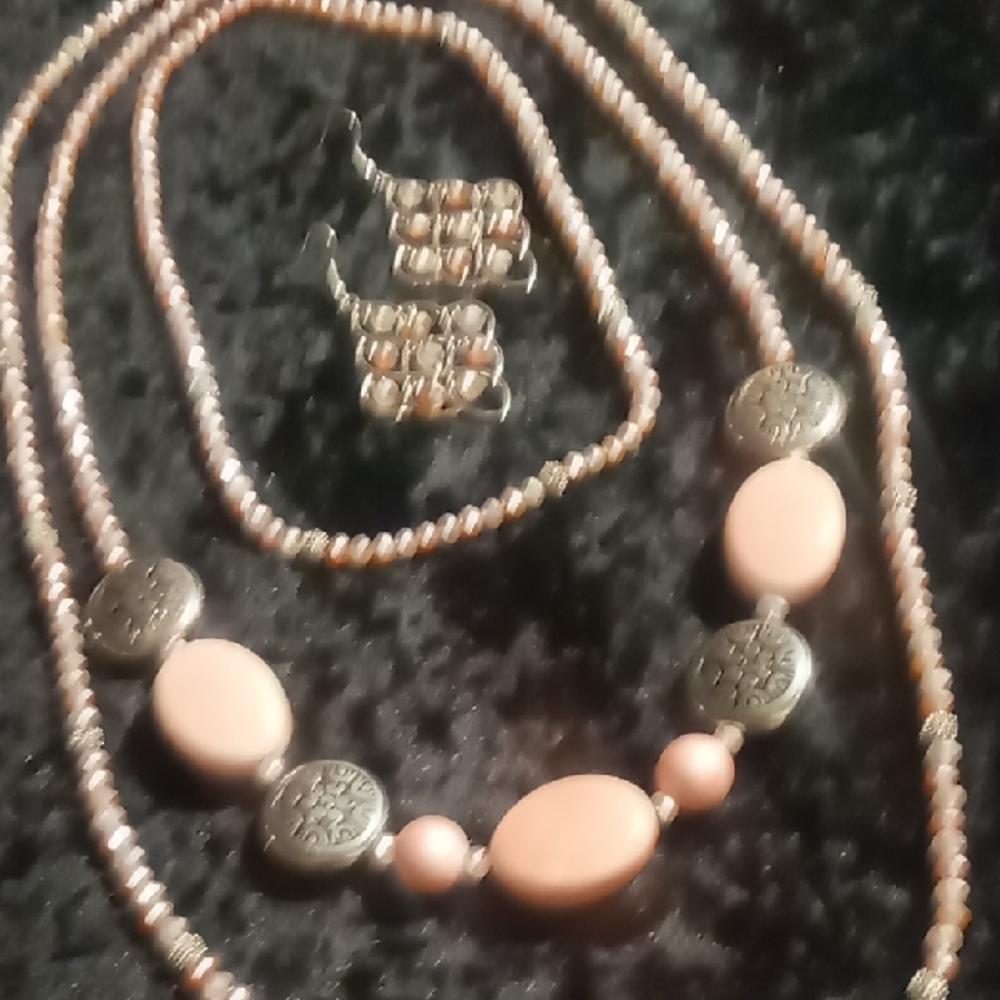 Elegant Pink and Silver Jewelry Set